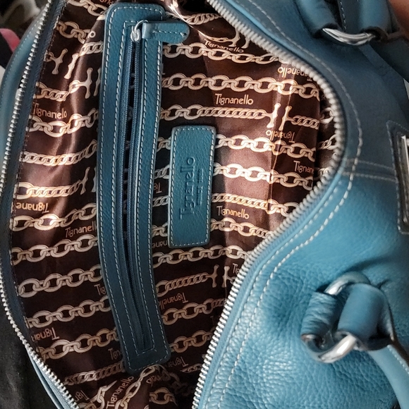 Tignanello Leather Shoulder Bag - Picture 5 of 8